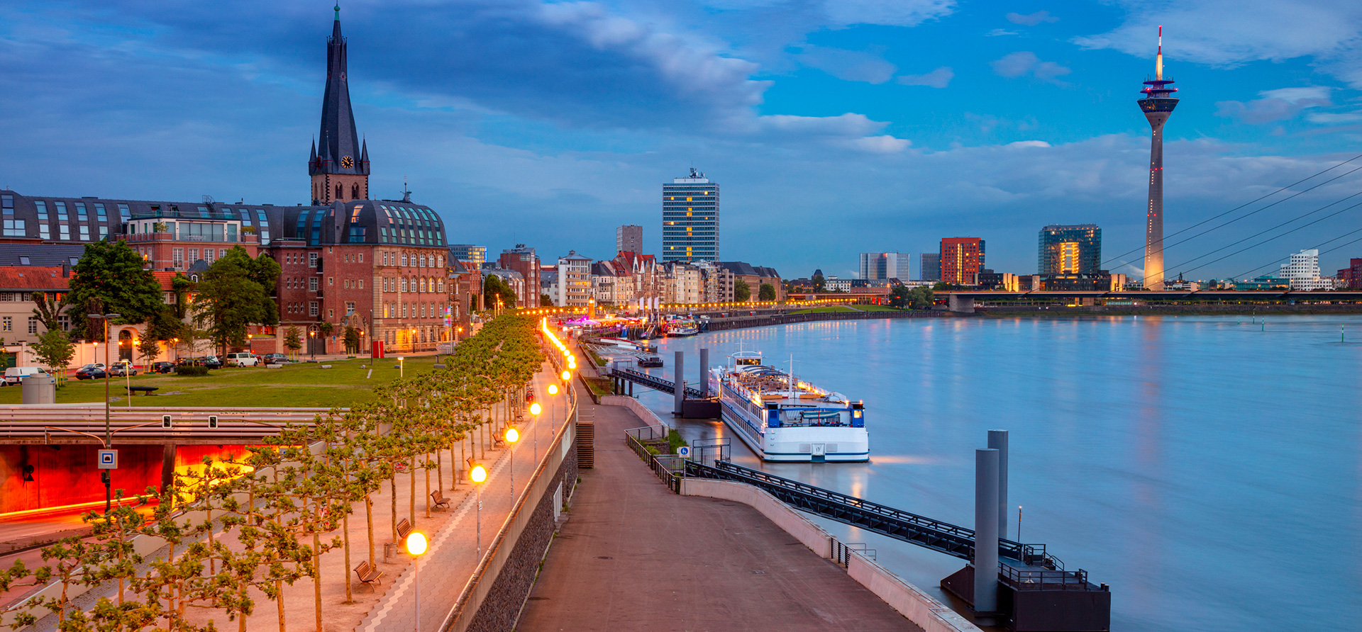 Düsseldorf by private jet