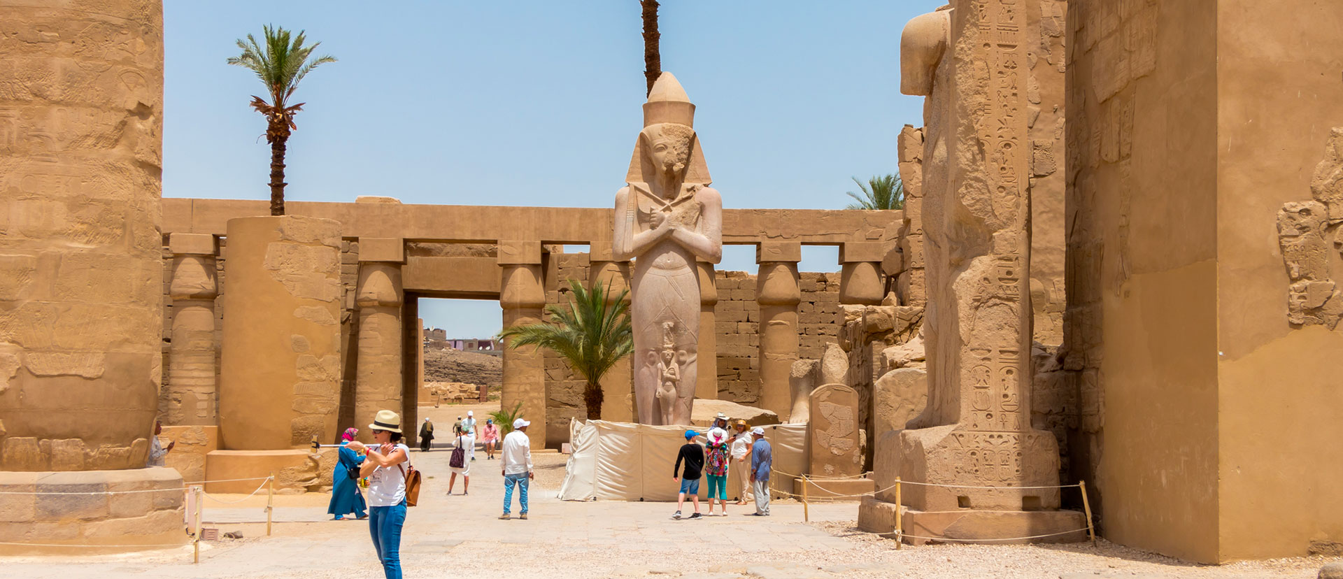 Luxor by private jet