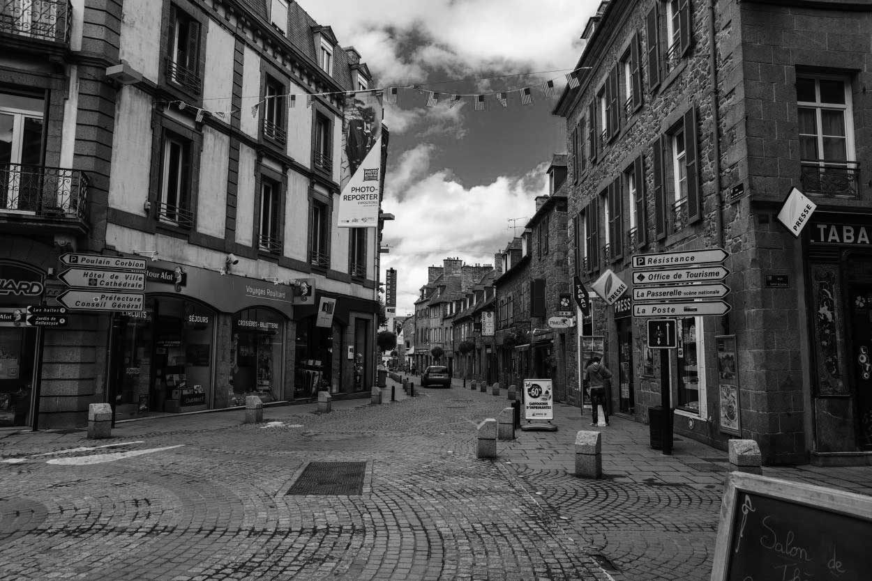 St Brieuc by private jet