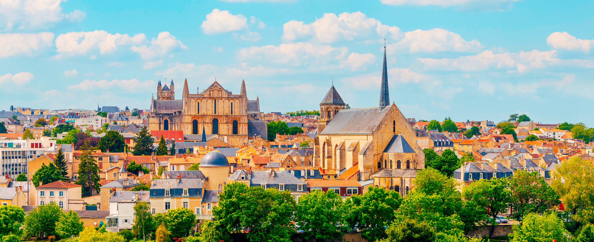 Poitiers by private jet